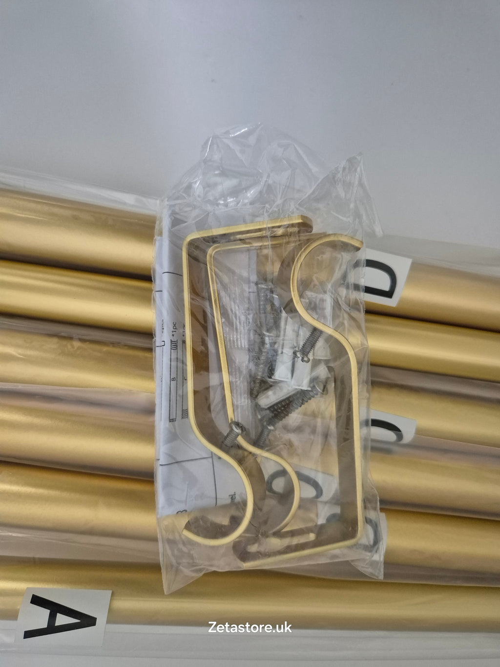 76-210cm Gold Adjustable Curtain Pole Set - Elegant Ball Finials, Heavy Duty Rod, Easy Fit Brackets - Real Bargain!