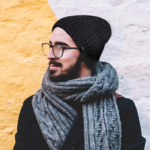 Eono unisex cuffed beanie made of soft knit material, designed for men and women to provide warm, comfortable winter wear.