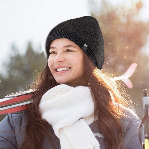 Eono unisex cuffed beanie made of soft knit material, designed for warmth and a comfortable stretch fit for men and women.