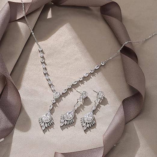 Ever Faith sparkling wedding jewellery set with teardrop cubic zirconia necklace and dangle earrings in clear silver-tone.