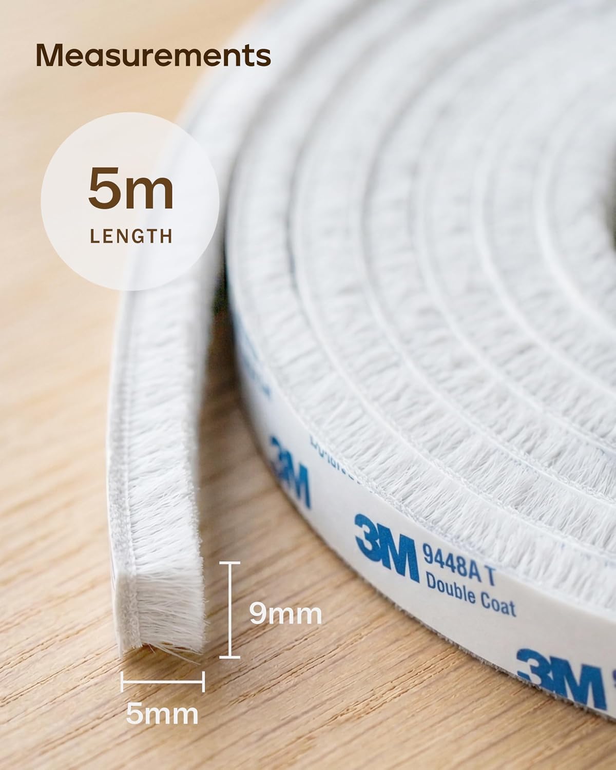 Hnnhome draught excluder for doors in white, self-adhesive brush seal strip, blocks draughts, dust, insects, and reduces noise.