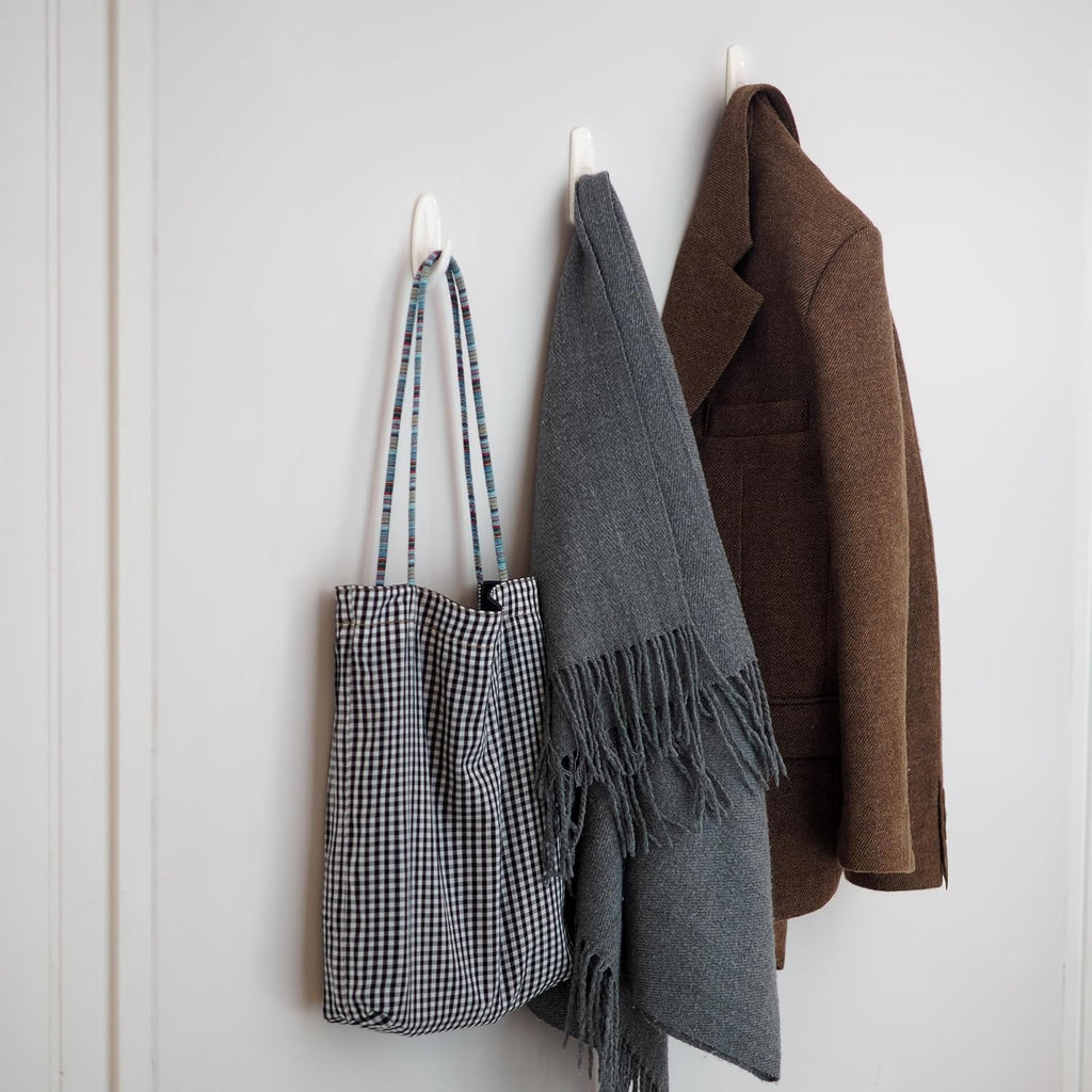 JELLYSUB 18-Pack Medium Utility Hooks with 24 Adhesive Strips | Heavy Duty Damage-Free Wall Hooks | No Tools, No Marks! A Real Bargain! ✨