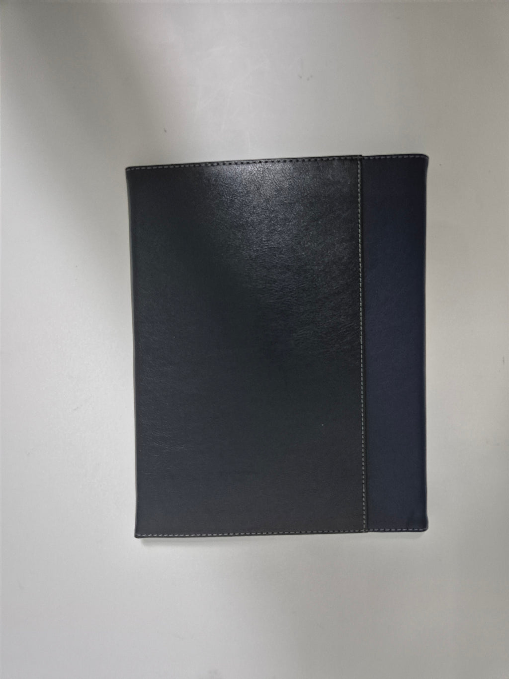 Brand New Barn Find! ✨ 360° Rotating Case for iPad Air 10.9" 5th/4th Gen (2022-2020) | Shockproof PU Leather Cover with Auto Wake/Sleep | Blue-Black