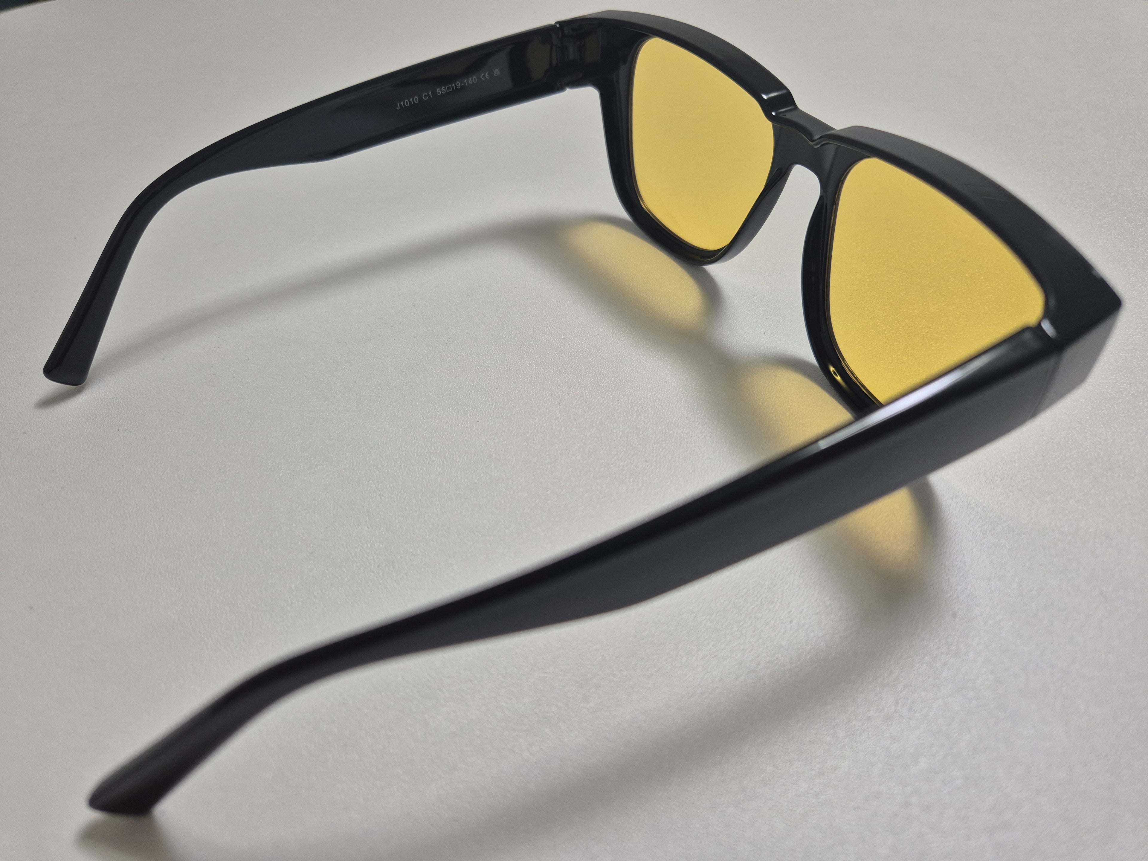 SIPHEW Night Driving Glasses Anti Glare Night Vision Glasses. Yellow Polarised Lenses Glasses Reduce Headlight for Nighttime Driving. Ultimate Night Vision Driving Glasses – Anti-Glare, Polarised & Lightweight for Safer Journeys - Zeta Store