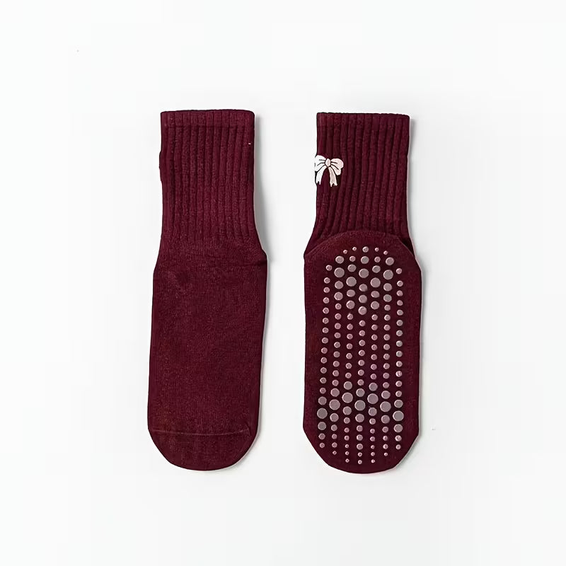 Zuimei 5 Pairs Womens Non Slip Yoga Socks UK 4-7 - Pilates Grip Socks with Bow, Striped Mid-Calf, Burgundy & White