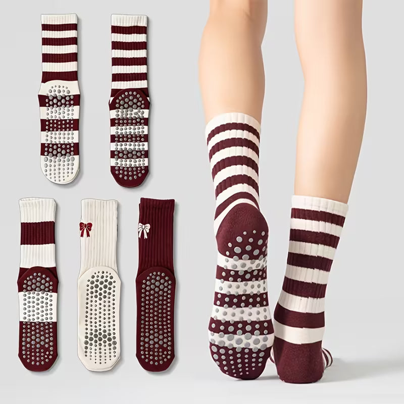 Zuimei 5 Pairs Womens Non Slip Yoga Socks UK 4-7 - Pilates Grip Socks with Bow, Striped Mid-Calf, Burgundy & White